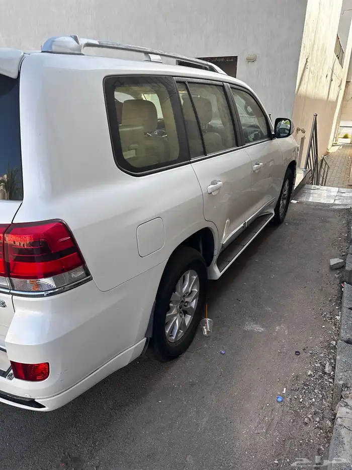 لاندكروزر GXR2016 0