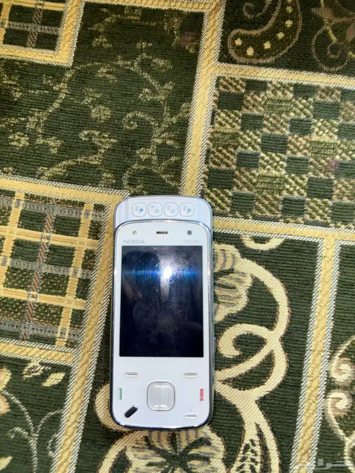 جوال نوكيا قديم للتراث 1