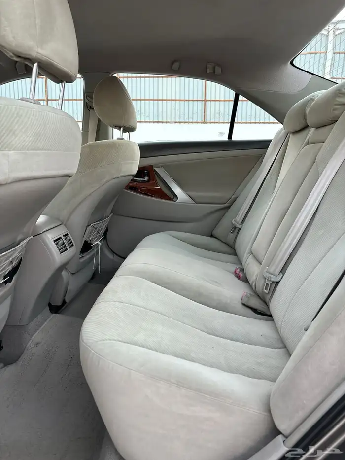 تايوتا كامري 2010 قير أتوماتيك GLX بدون فتحه 11