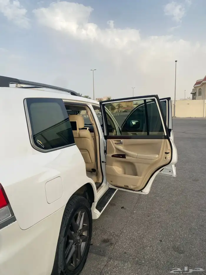 جيب لكزس 2014 للبيع 9