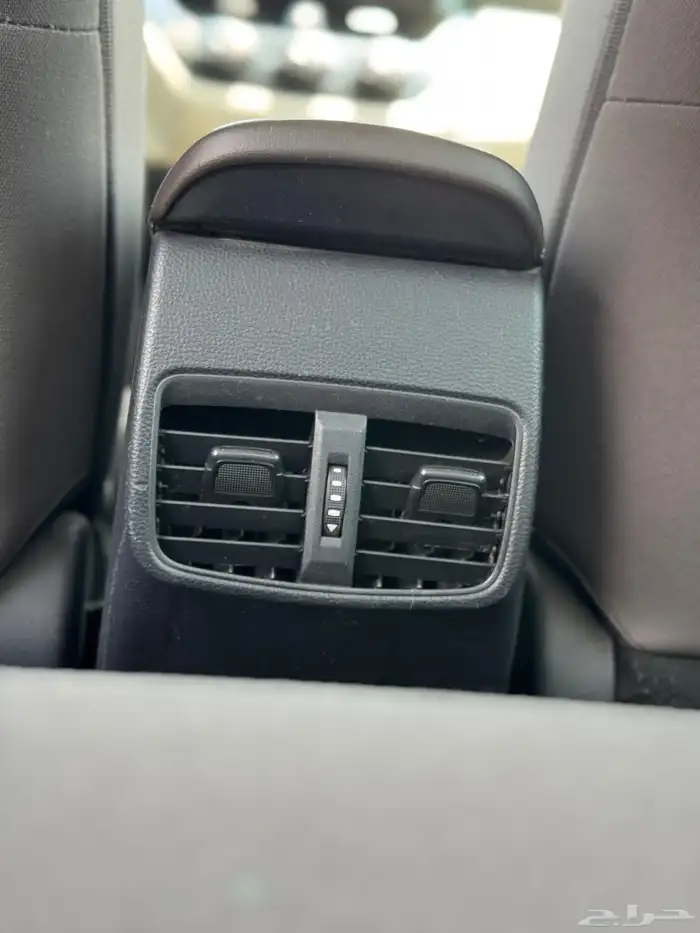 تويوتا كورولا موديل 2021 السعر 43500 الف 7