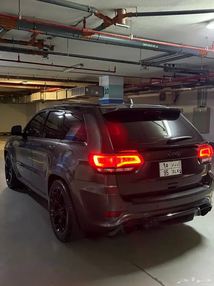 جراند شيروكي SRT8 4