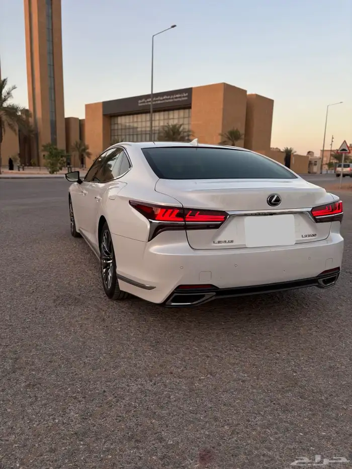 لكزس LS350 للبيع 4