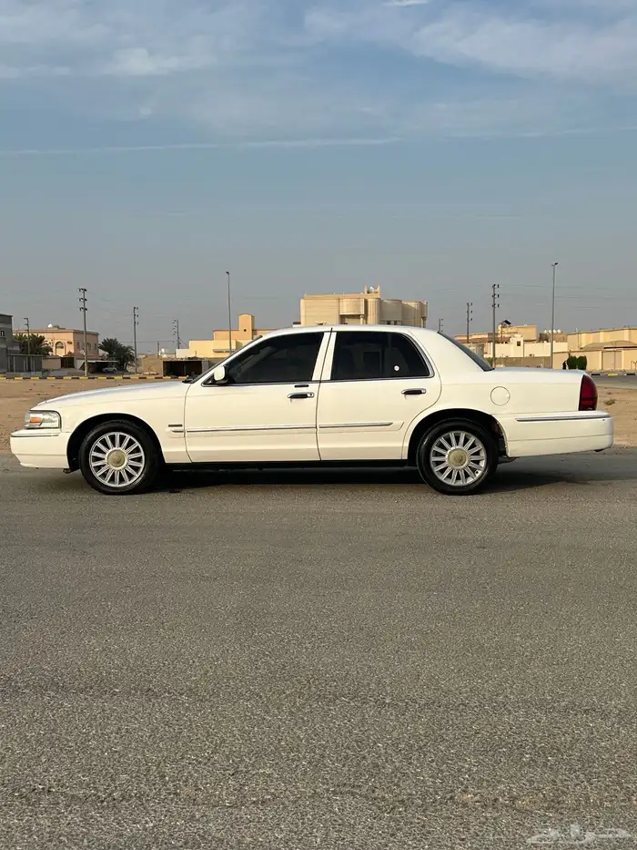 فورد ماركيز 8