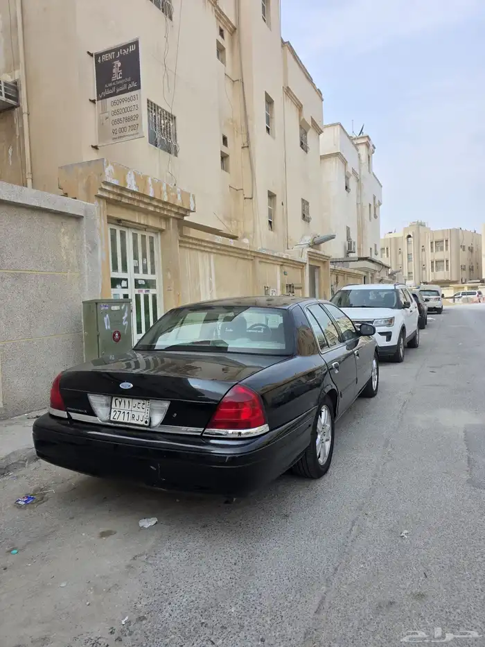 فورد فكتوريا 2011 2