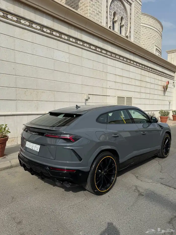 لامبورجيني اوروس 2022 سماكو بحاله الجديد 5