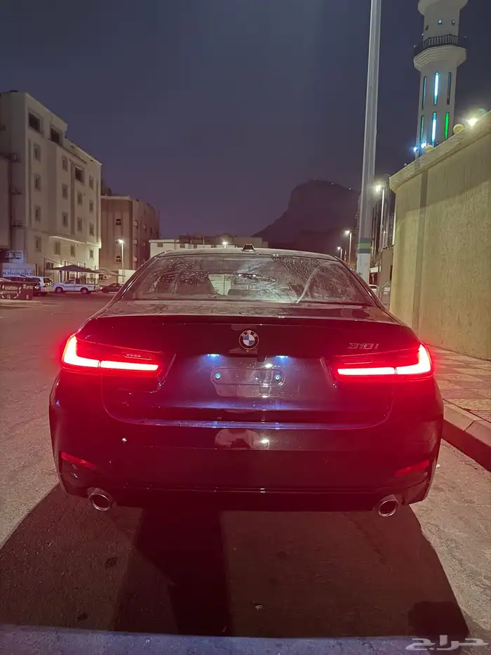 بي ام دبليو 318i جديد اسود 0