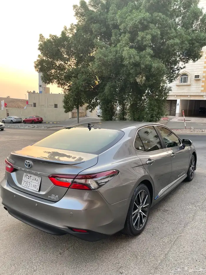 تويوتا كامري 2021 GLE هايبرد 5