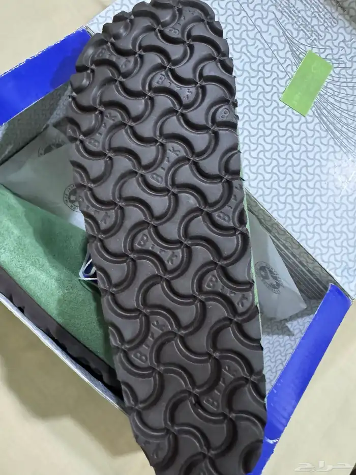 شوز بيركن ستوك Birkenstock مقاس 43 5