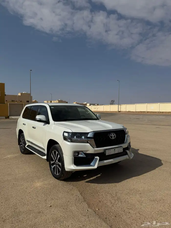 لاند كروزر V6 2019 للبيع 2