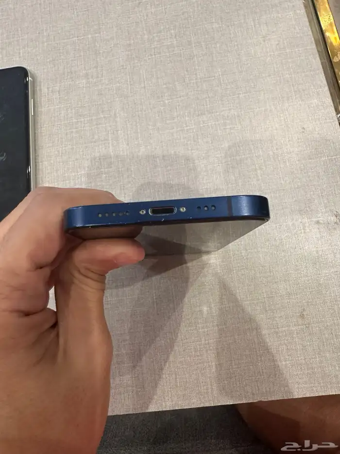 اجهزه اي فون نظيفه جدا لم تدخل صيانه وبحاله الوكاله 13