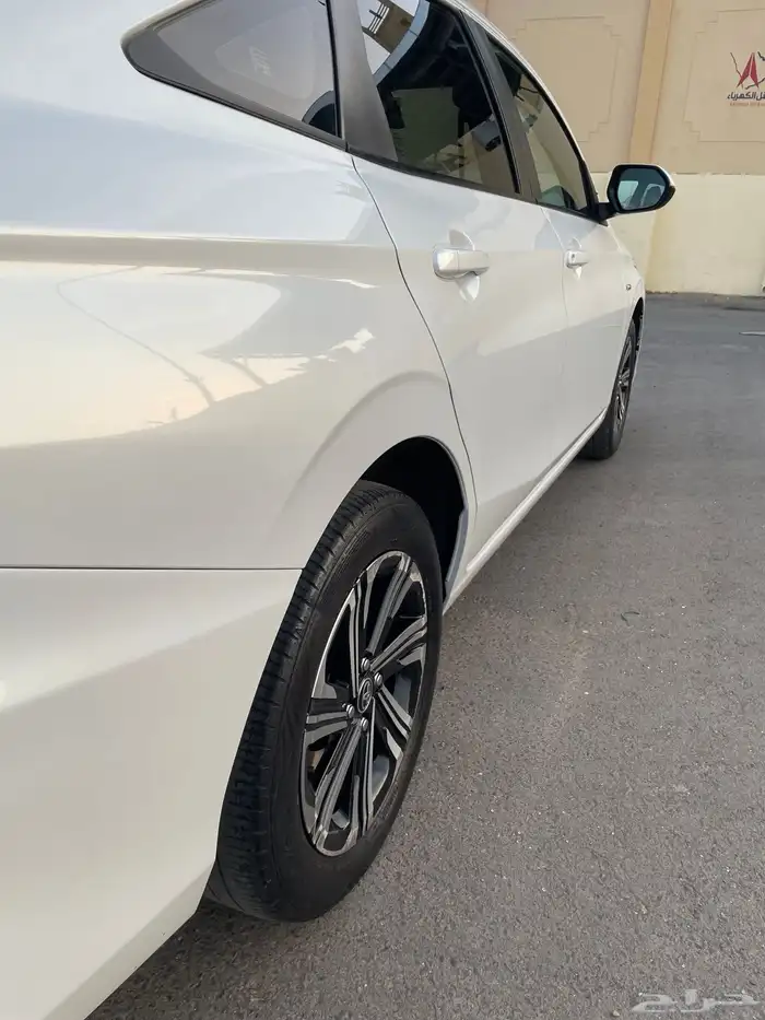 للبيع يارس واي بلس 2023 1