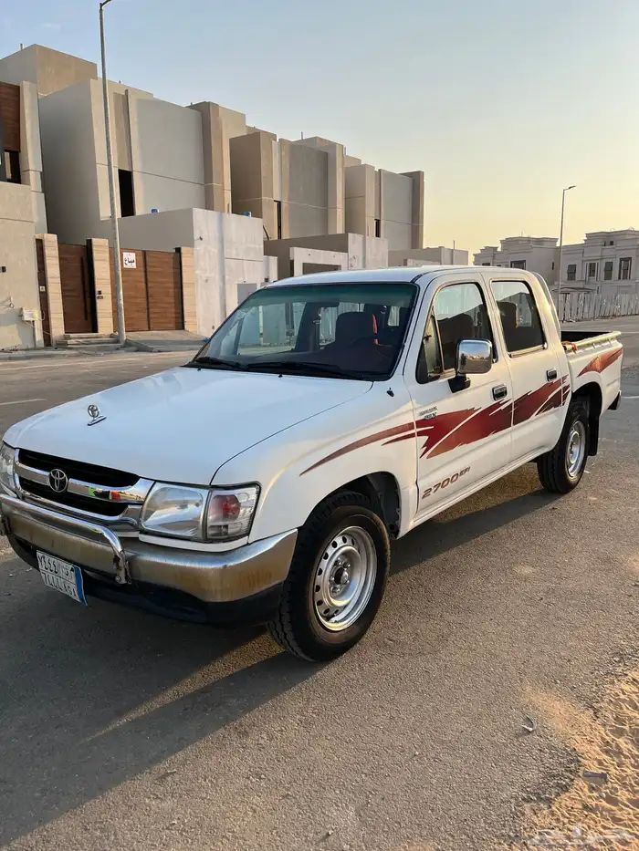 هايلكس 2004 على سوم 0