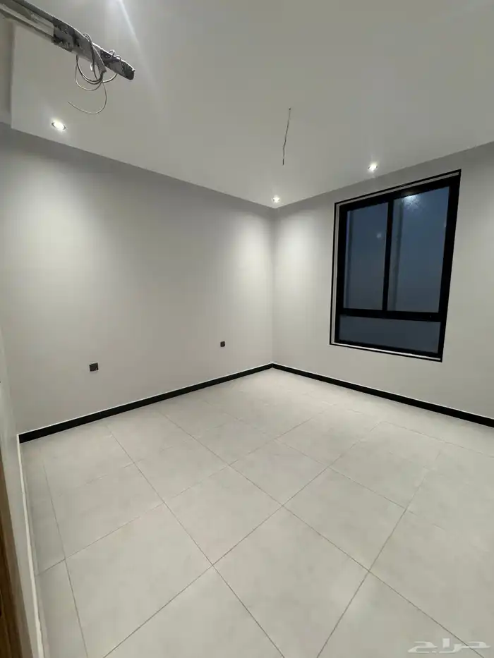 شقة تمليك فاخر اربع غرف في مخطط درب الحرمين حي الفيحاء 11