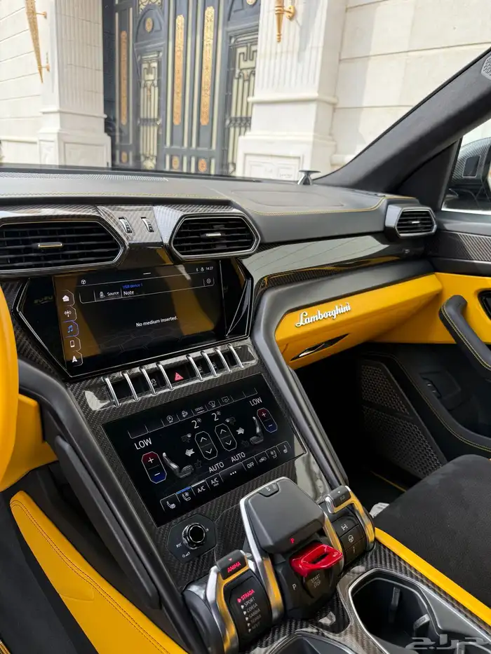 لامبورجيني اوروس 2022 سماكو بحاله الجديد 14