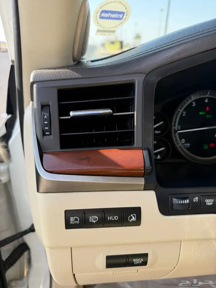 جيب لكزس 2017 فل كامل خليجي شد بلد الدفعه الاخيره 15