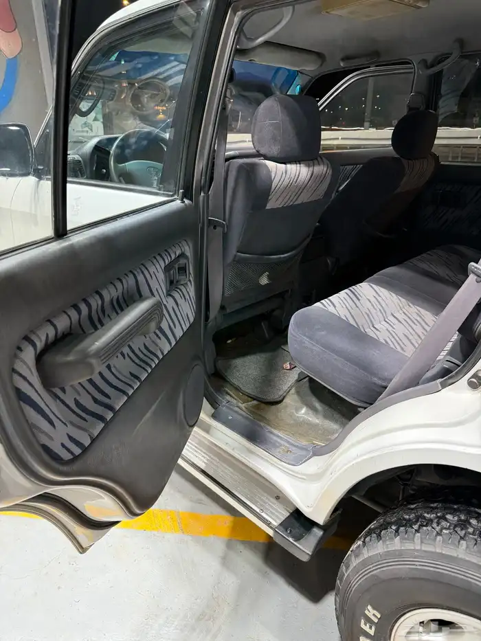 جيب لاندكروزر برادو 1999 10