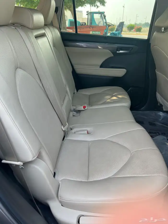 هايلاندر 2023 للبيع 25