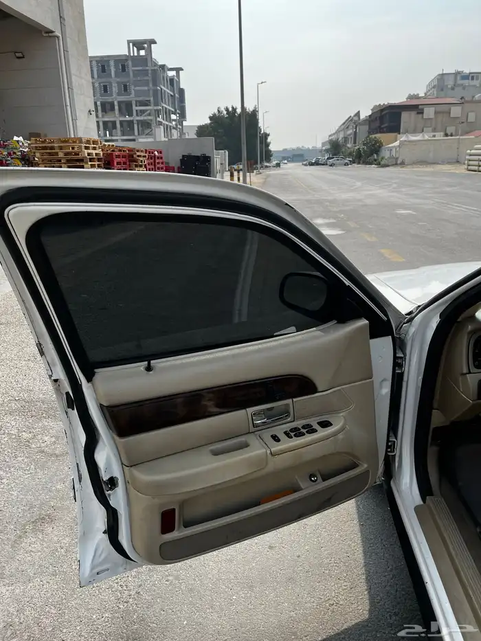 فورد مركيز موديل 2008 23