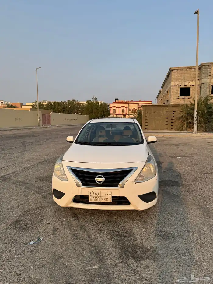 نيسان صني ابيض 2016 مالك اول محركات شرط 3