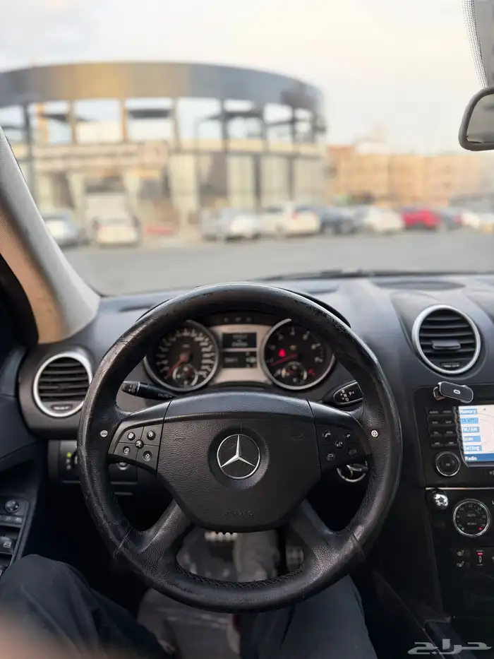 للبيع جيب مرسيدس ML 63 AMG 23