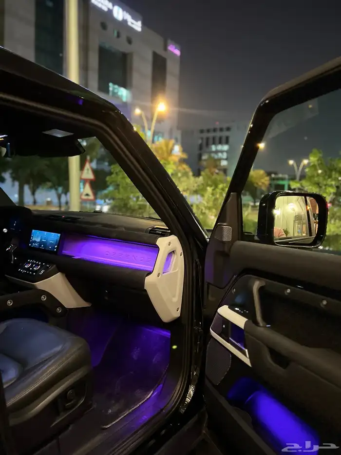 للبيع لاندروفر ديفندر SE 12