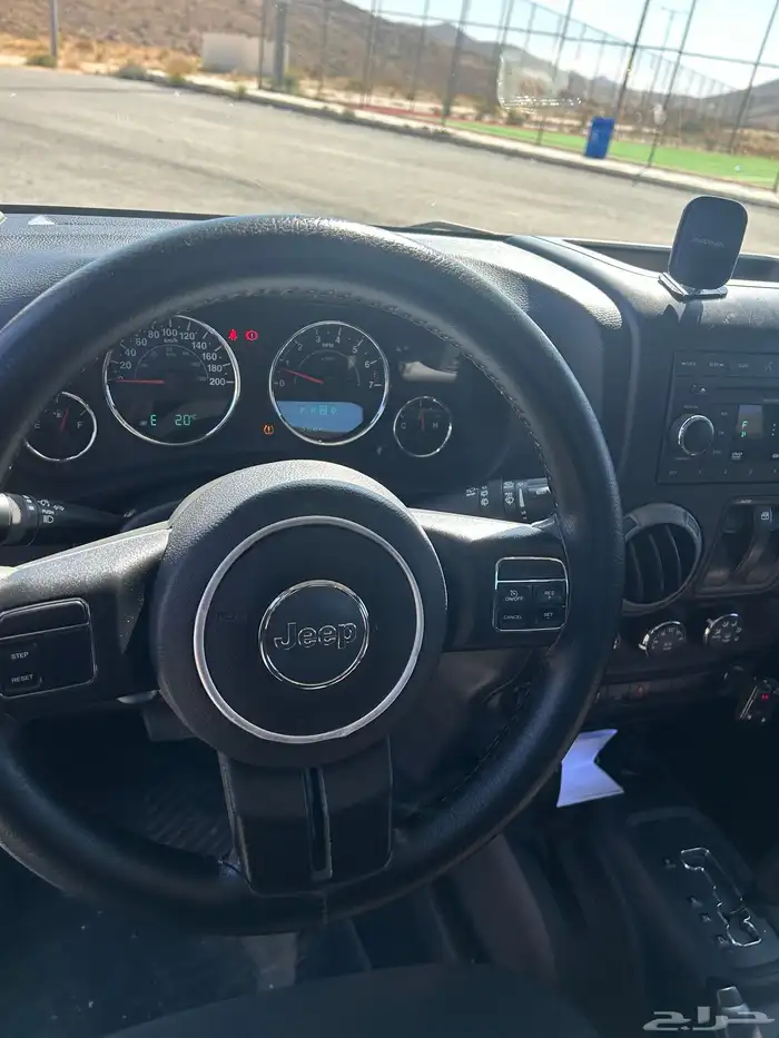 جيب رانجلر نظيف 1