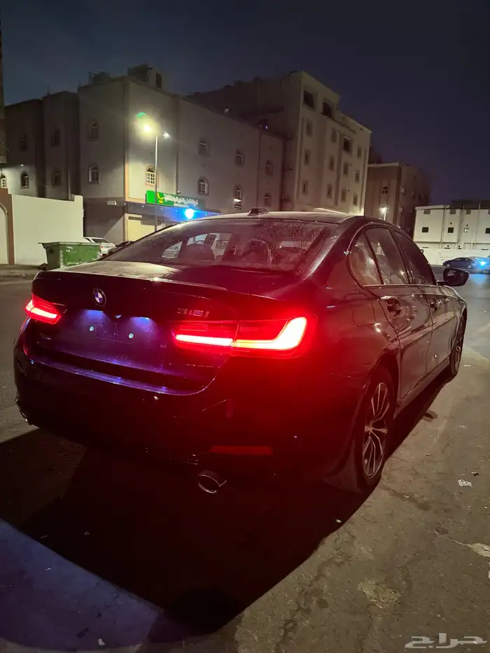 بي ام دبليو 318i جديد اسود 6