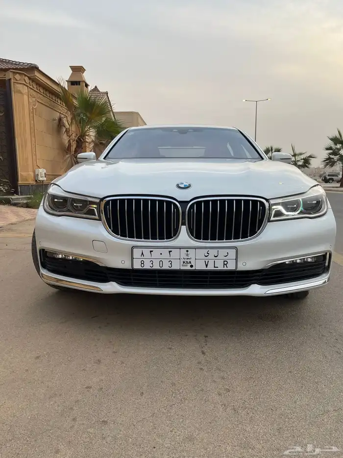 بي ام دبليو 730 2019 مخزن 3