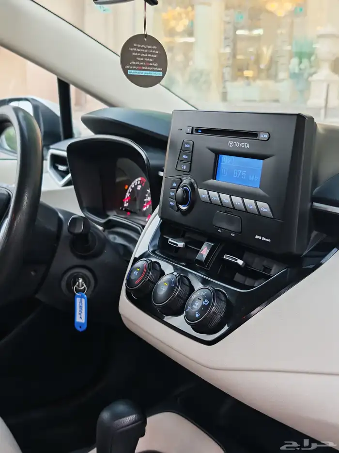 كورولا وكاله عداد 60 الف فقط 47