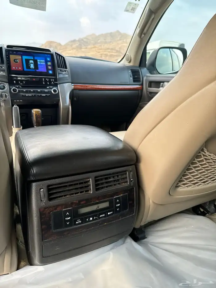 فيكسار 2009 فل كامل نظيف جدا 24