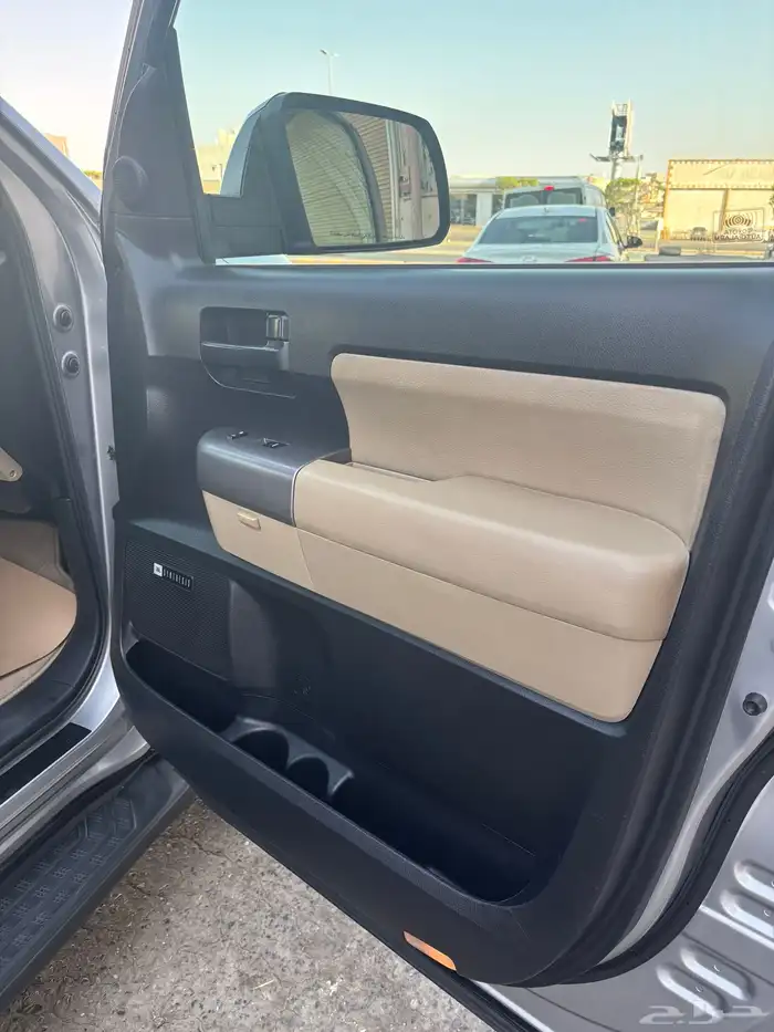 تويوتا سيكويا 2012 نص فل 12