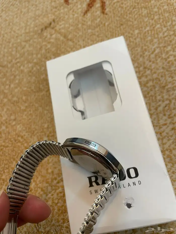 للبيع ساعه رادو دايستار لون فضي مستخدمه 18