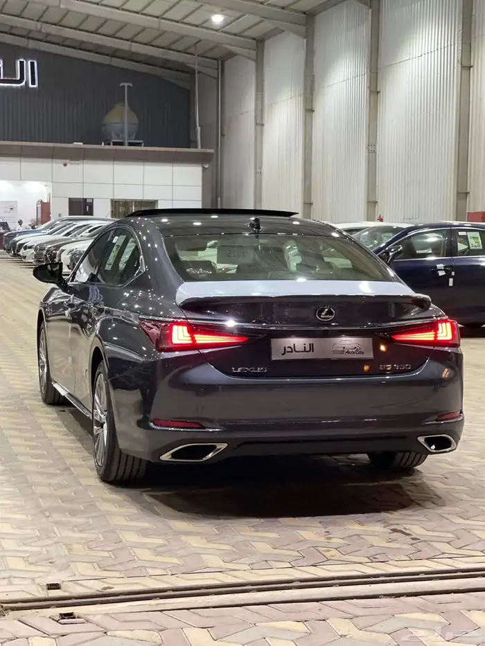 لكزس Es350 CC سعودي 2025 كاش اقساط 4