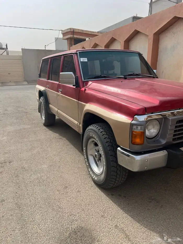 للبيع جيب باترول 94 الاستماره جديده الكفرات طقم جديده 0