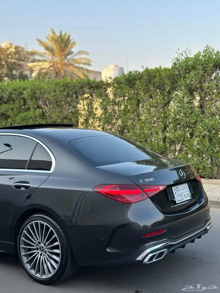 مرسيدس C300 2022 12