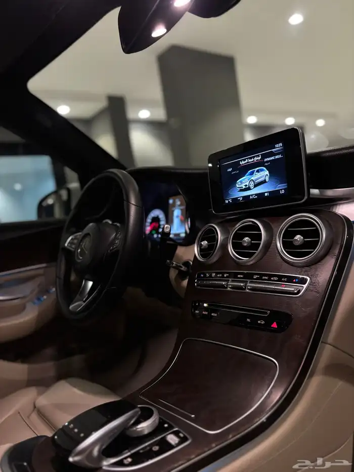 GLC 2018 مرسيدس شرط 10