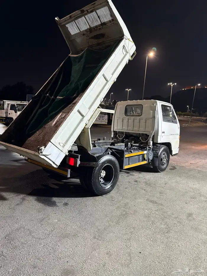 قلاب ايسوزو 1990 على الشرط ديزل 28