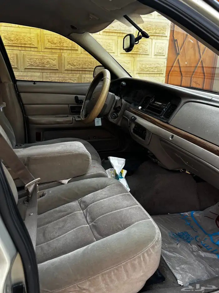 فورد فكتوريا 2005 7