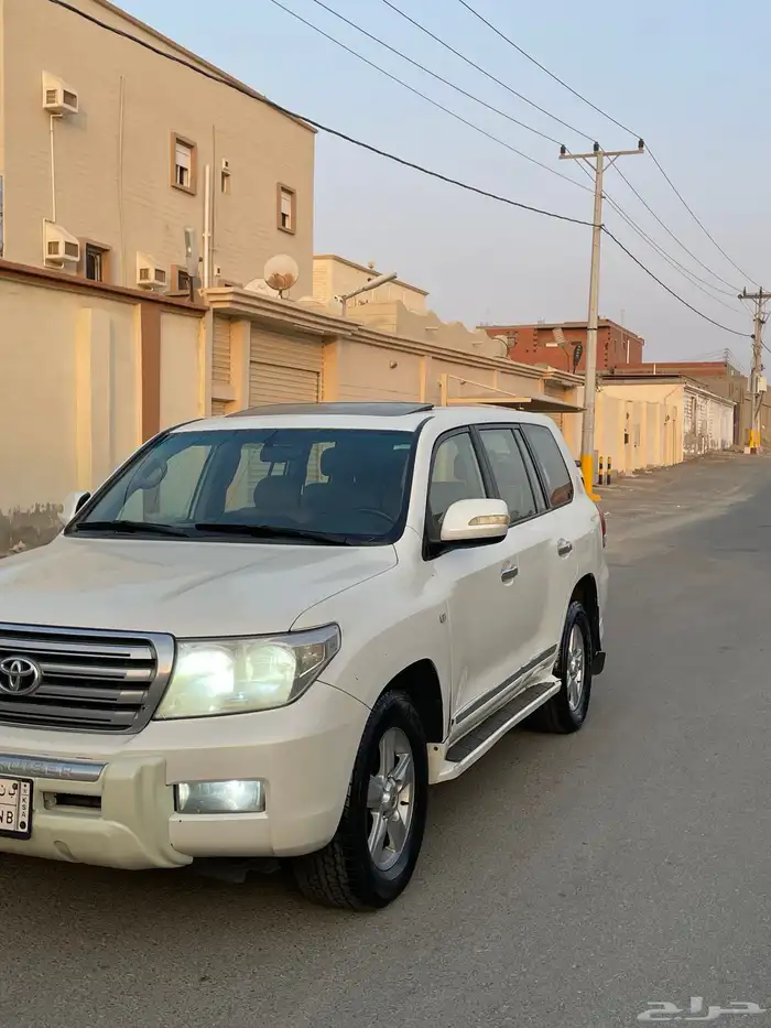 جيب لاندكروزر 2010 للبيع 7