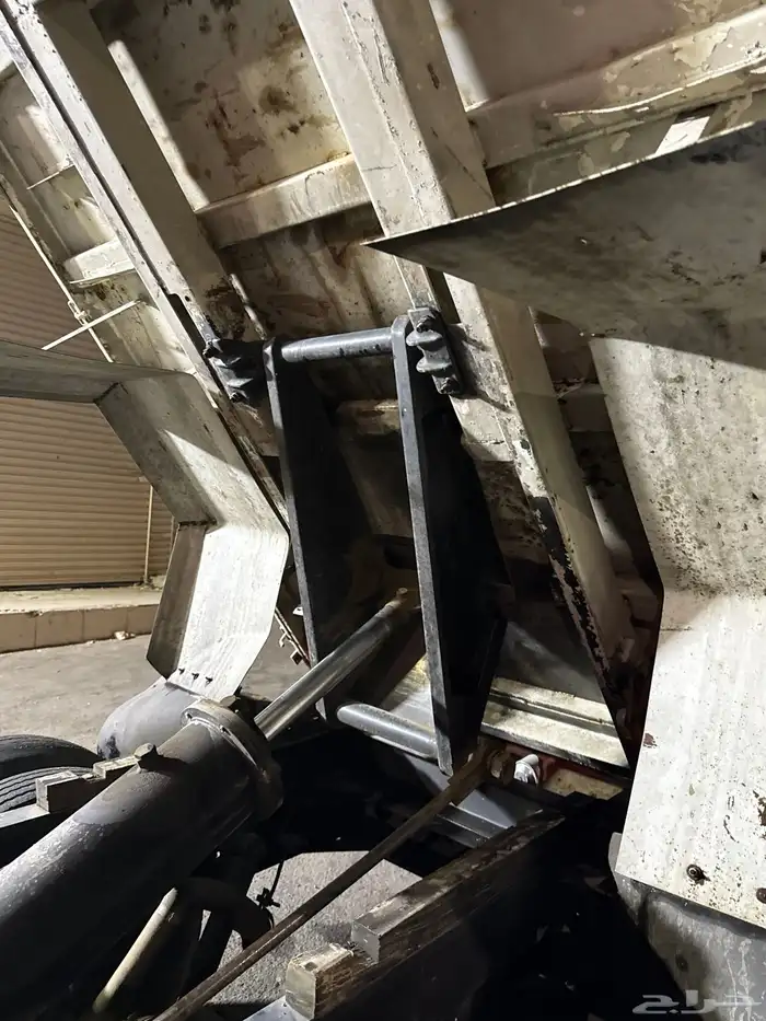 قلاب ايسوزو 1990 على الشرط ديزل 22