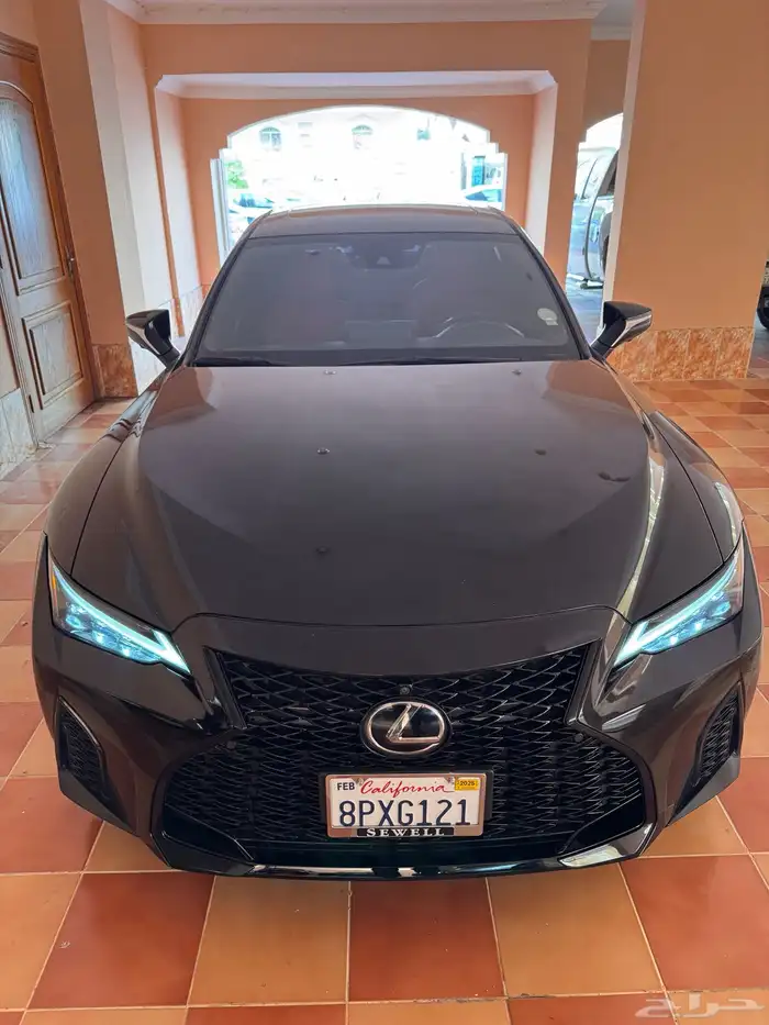 لكزس IS 350 F 2023 فل 7