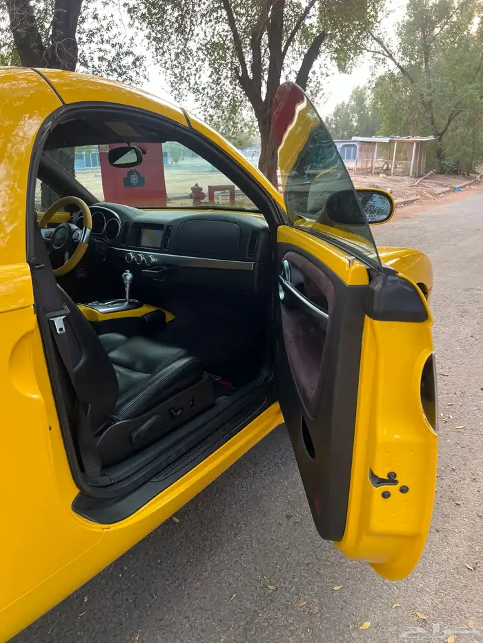 مخزن كشف ونيت بيك اب شيفرولية SSR موديل 2003 49