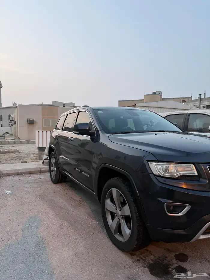 جيب قراند شروكي 2014 فل كامل 1