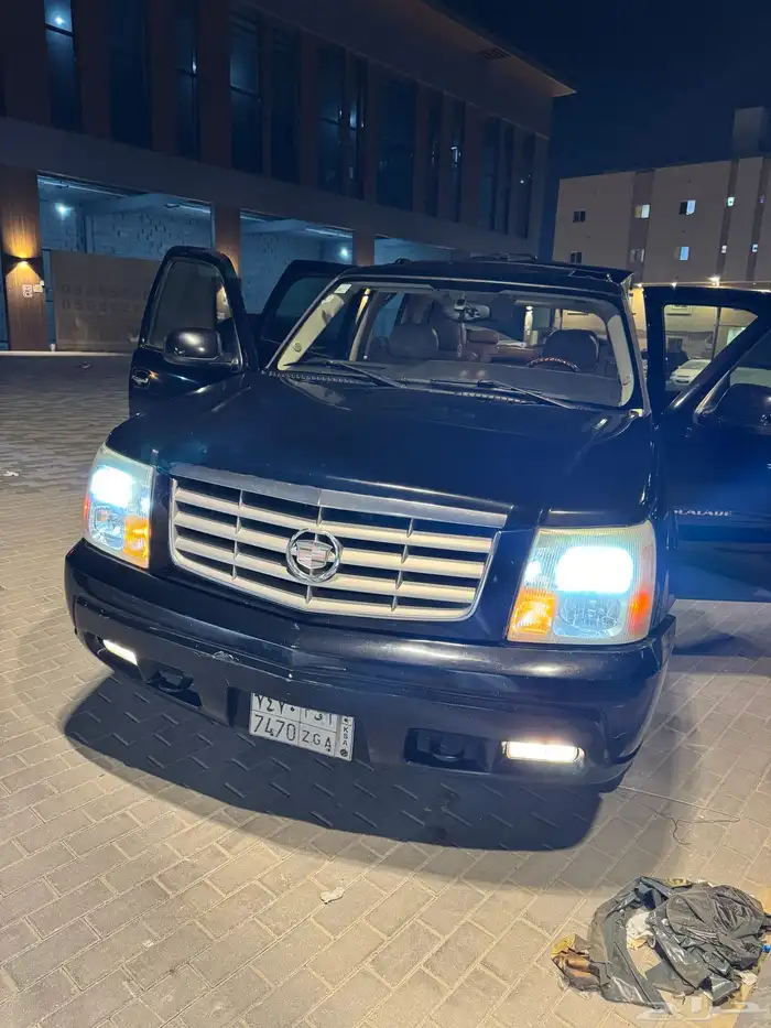 كادلاك اسكاليد 2006 نظيف للبيع 29