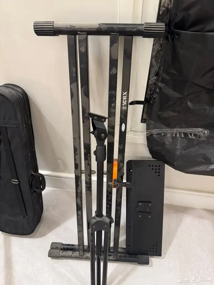 استاند اورق مع ستاند نوته للبيع 0