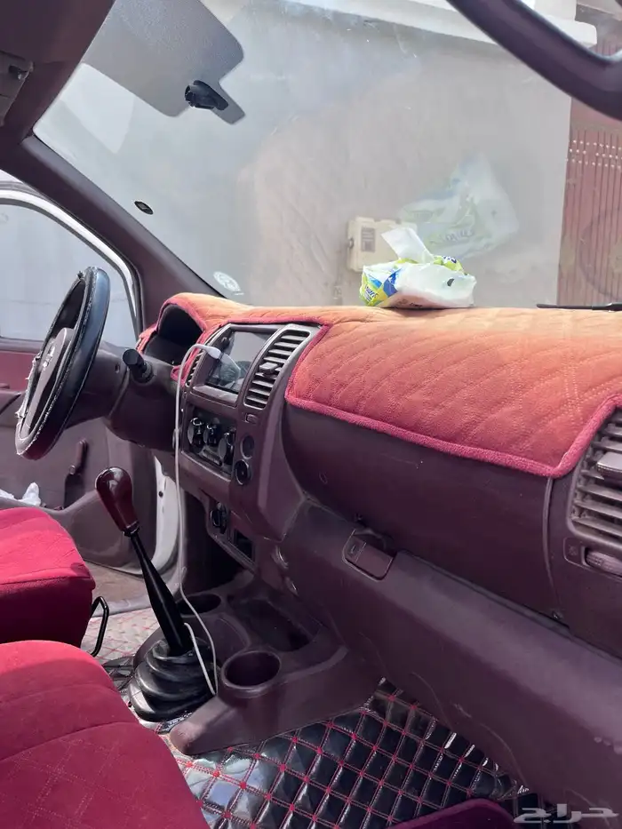 للبيع نافارا 9