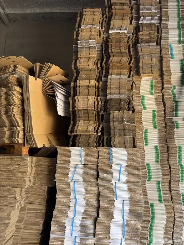 كراتين فواكه وتمور جميع الأحجام جديدة للبيع العلا 0