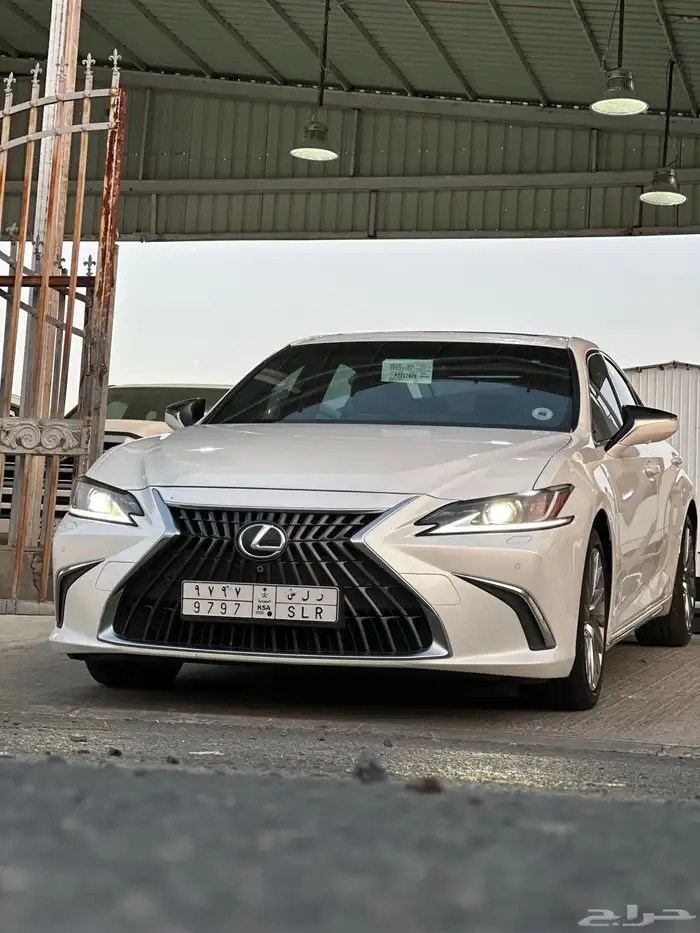 لكزس مديل 2023 فل هايبرد 13