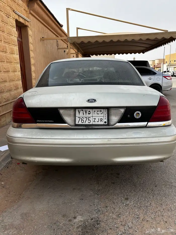 فورد فكتوريا 2005 5